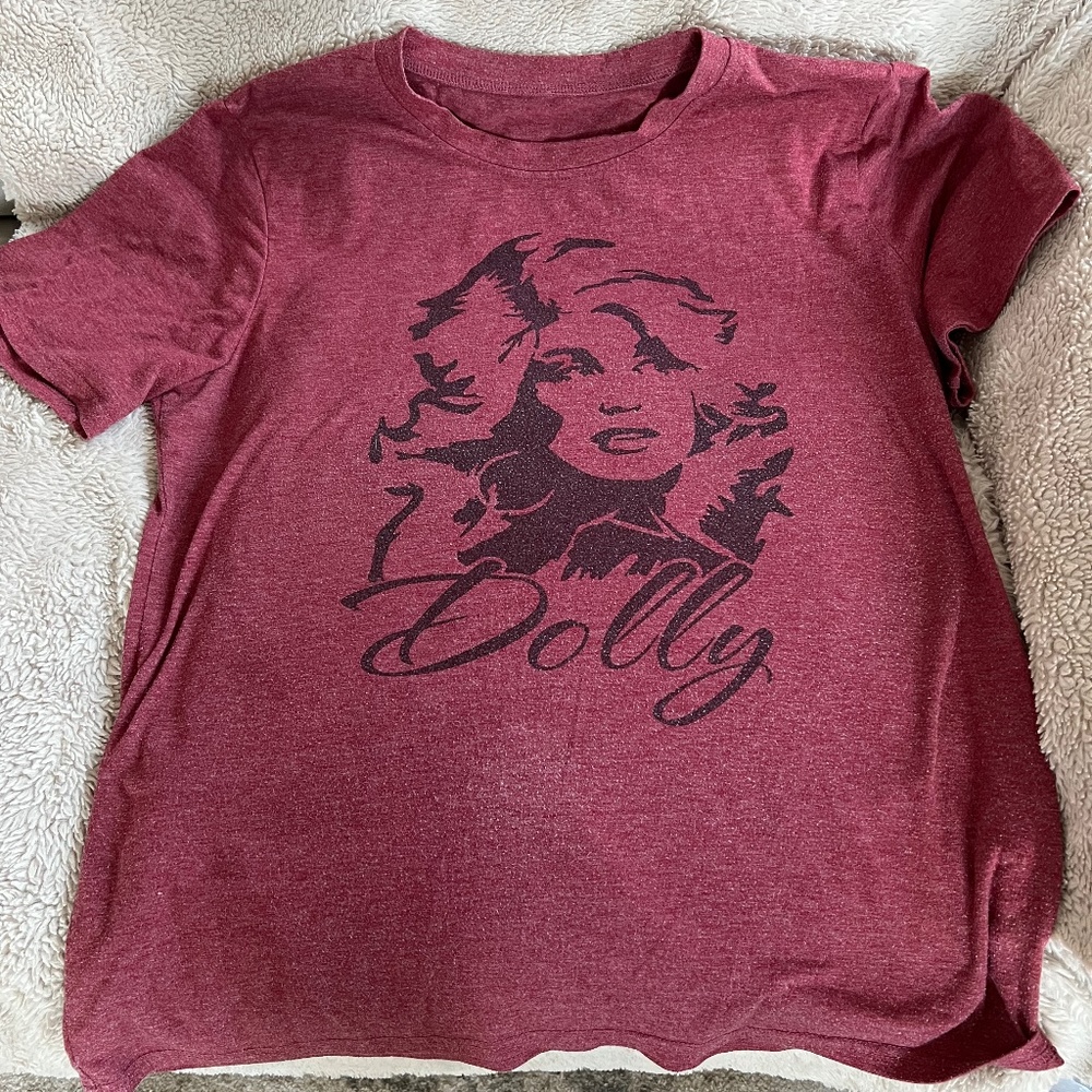 Dolly T-Shirt
